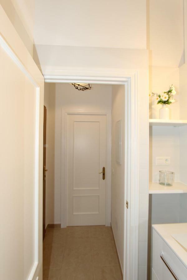 Apartamento Ollerias Málaga Dış mekan fotoğraf